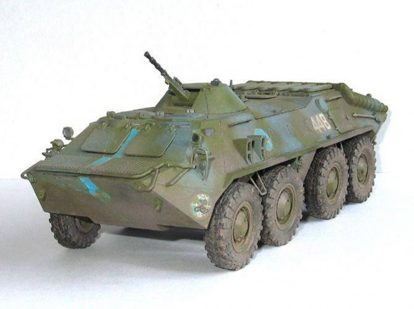 Сборная модель "Советский бронетранспортер БТР-70"