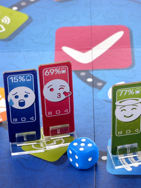 Настольная игра Можно ваш телефончик?
