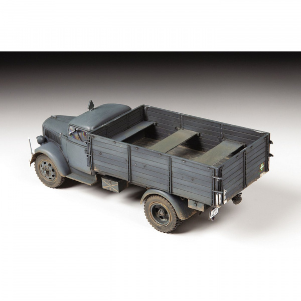 Сборная модель "Немецкий грузовой автомобиль Opel Blitz Kfz. 305"