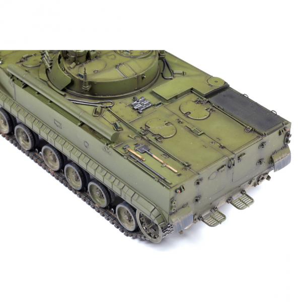 Сборная модель "Российская боевая машина пехоты БМП-3"