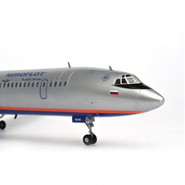 Сборная модель Самолет Ту-154