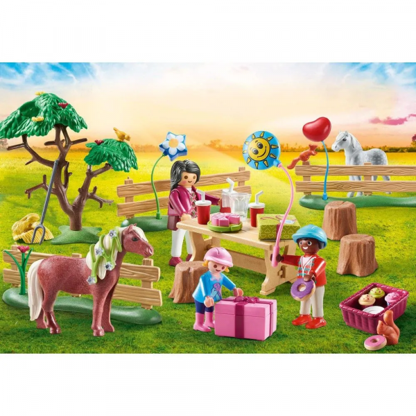 Конструктор "Pony Farm Birthday Party"