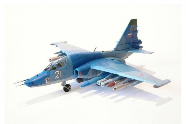 Сборная модель Самолет СУ-39 склейка с подарочным набором