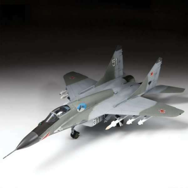 Сборная модель "Российский истребитель МиГ-29С"