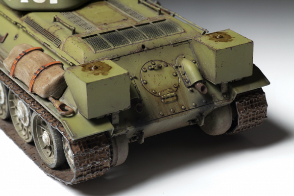 Сборная модель Советский средний танк Т-34
