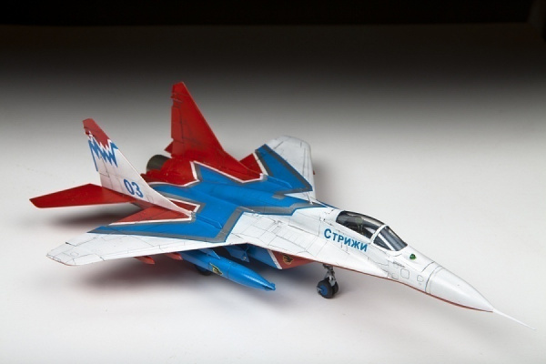 Сборная модель Самолет МиГ-29 Стрижи
