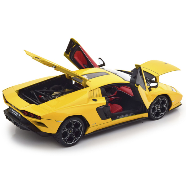 Модель Lamborghini Countach LPI 800-4 1:38 (желтая)