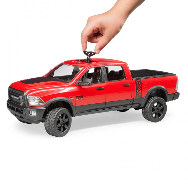 Пикап "RAM 2500"